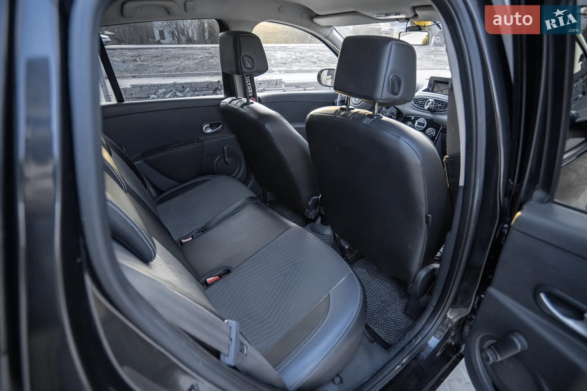 2011 Renault Clio - мініатюра 68