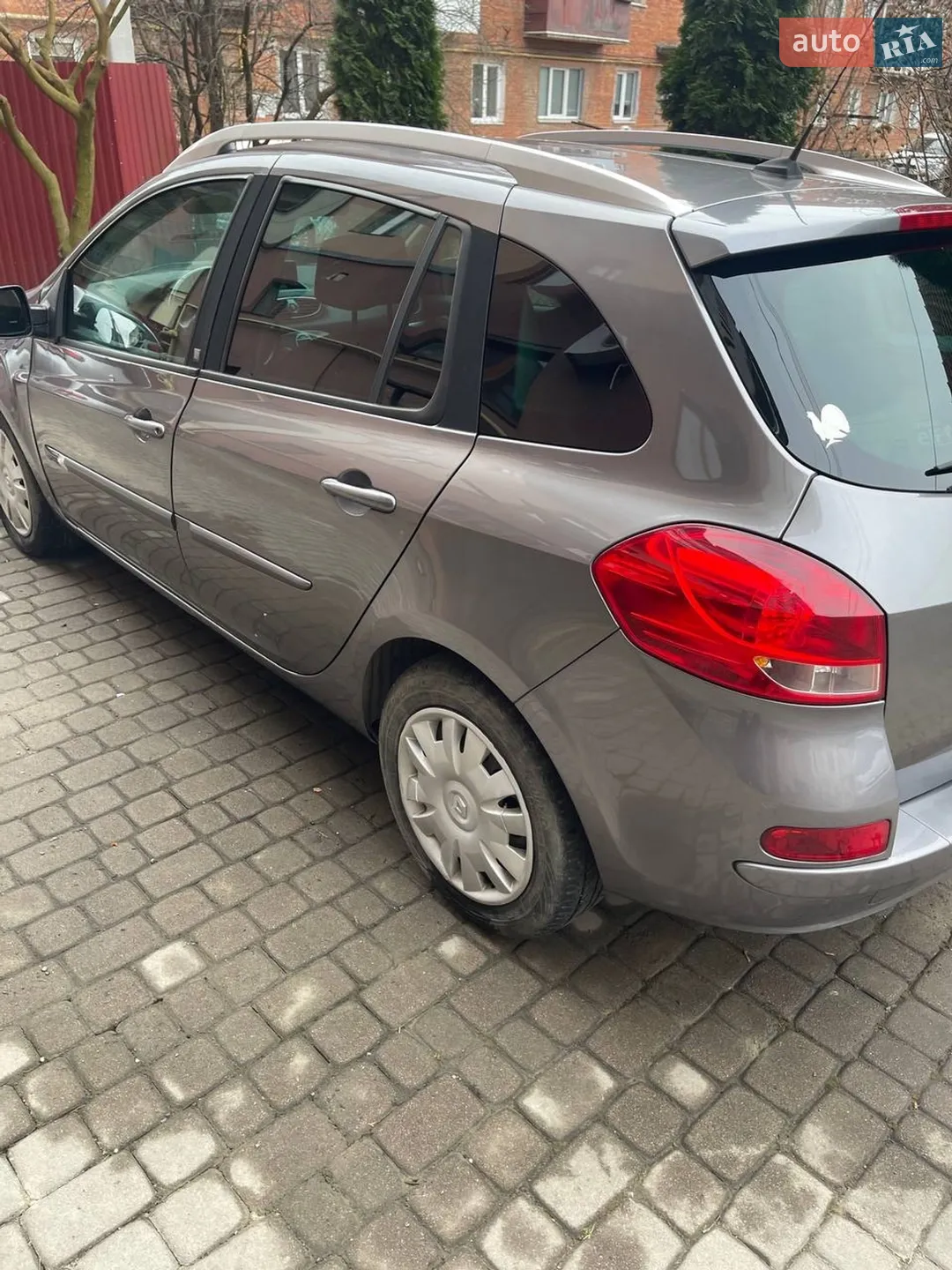 2010 Renault Clio - мініатюра 9