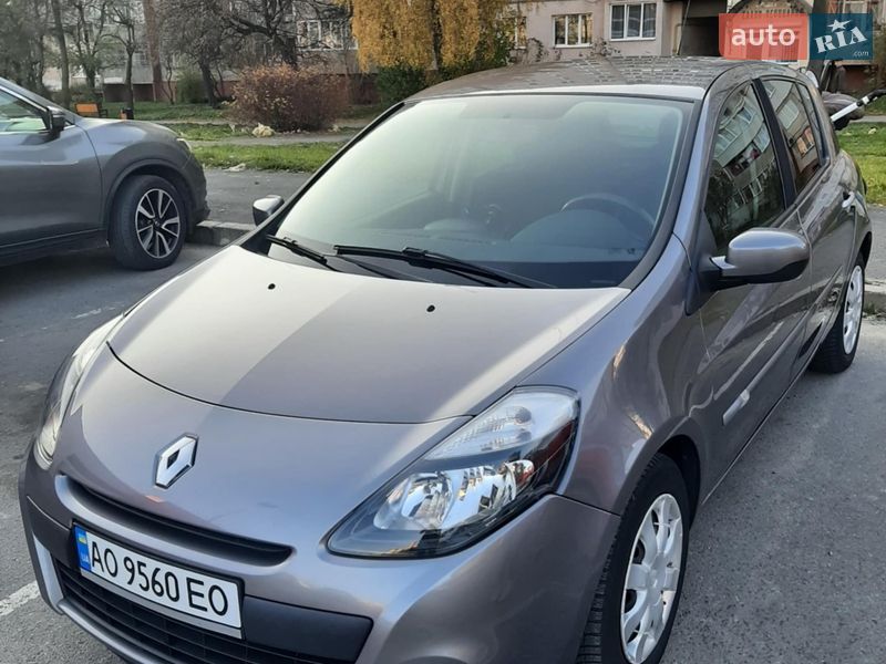 Renault Clio 2011 Renault Clio 2011