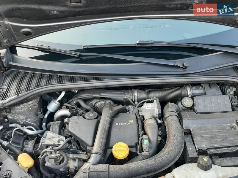 Хэтчбек Renault Clio 2011 в Берегово фото 16 Хэтчбек Renault Clio 2011 в Берегово