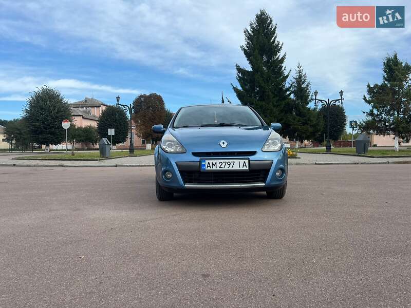 Renault Clio 2010 Renault Clio 2010