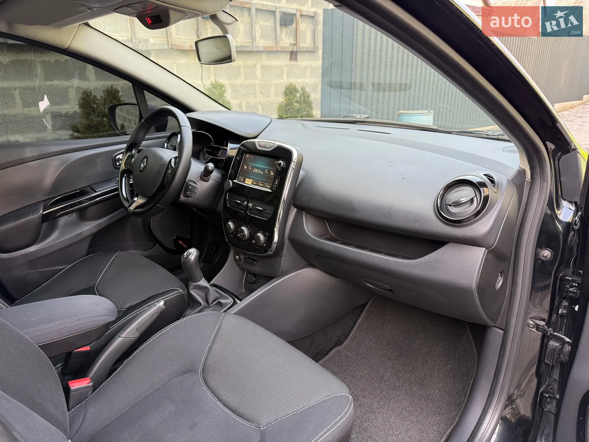 2014 Renault Clio - мініатюра 35