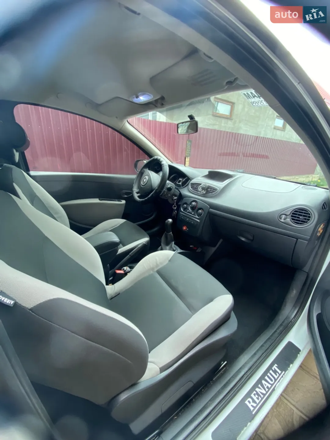 2011 Renault Clio - мініатюра 8