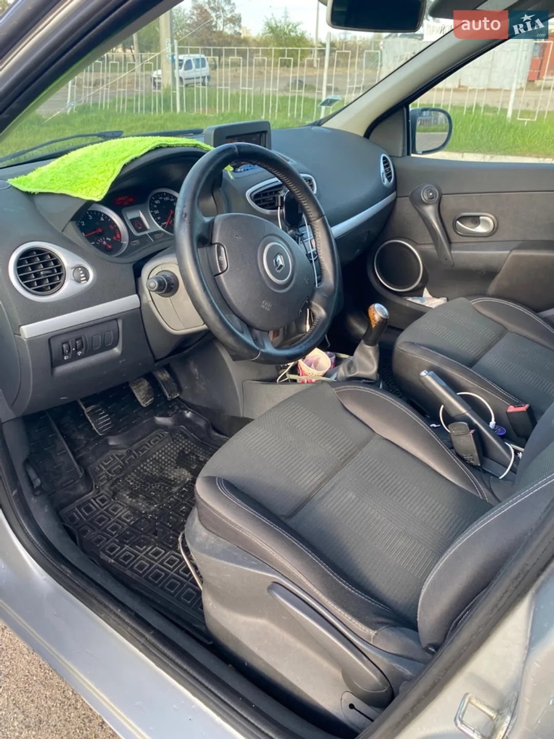 2010 Renault Clio - мініатюра 8