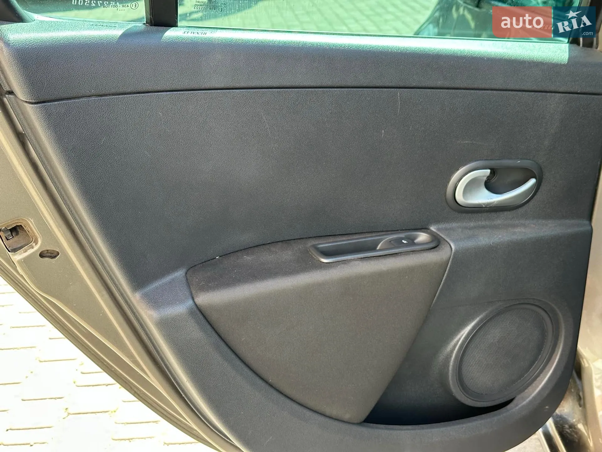 2011 Renault Clio - мініатюра 16