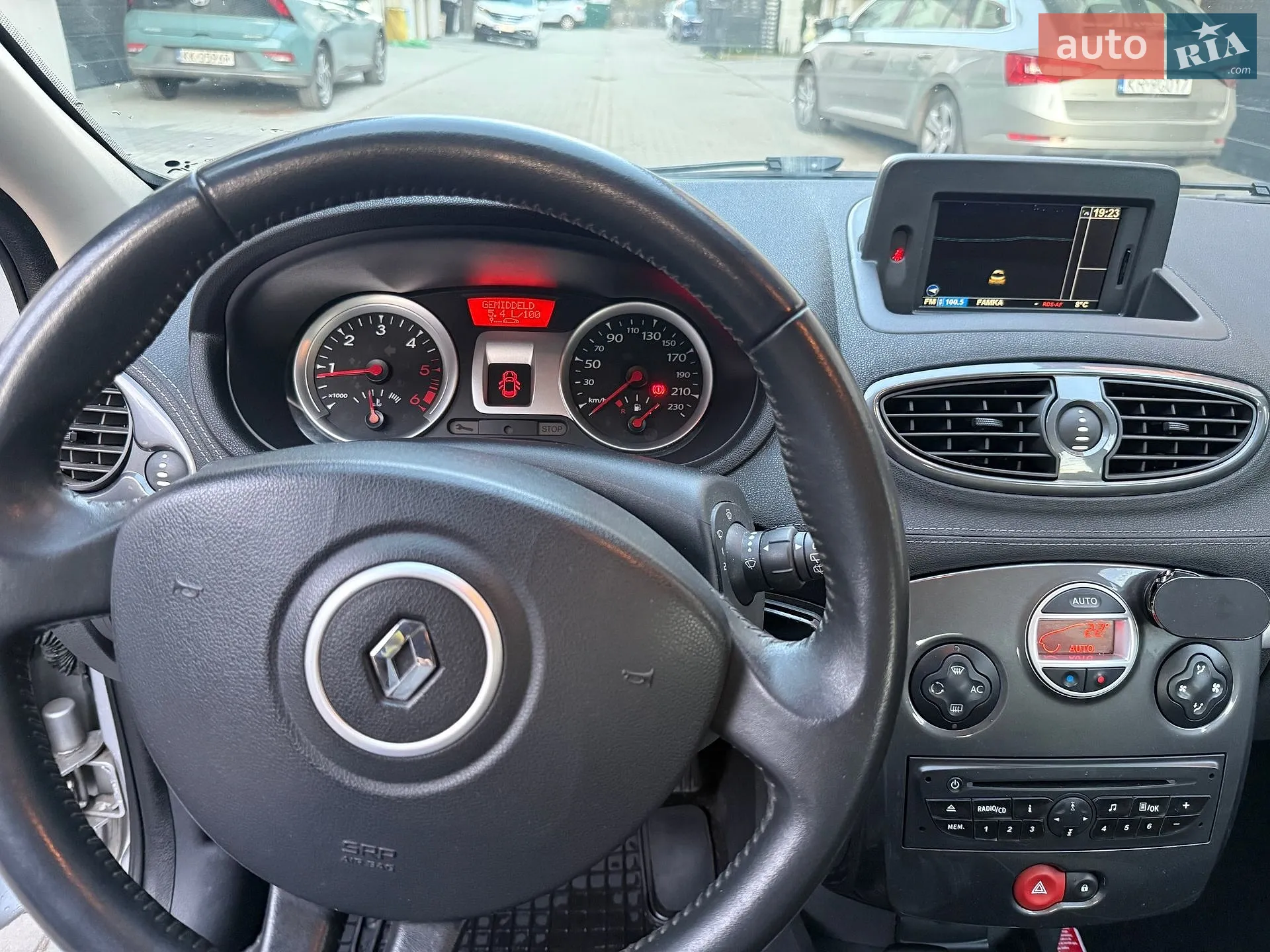2012 Renault Clio - мініатюра 12