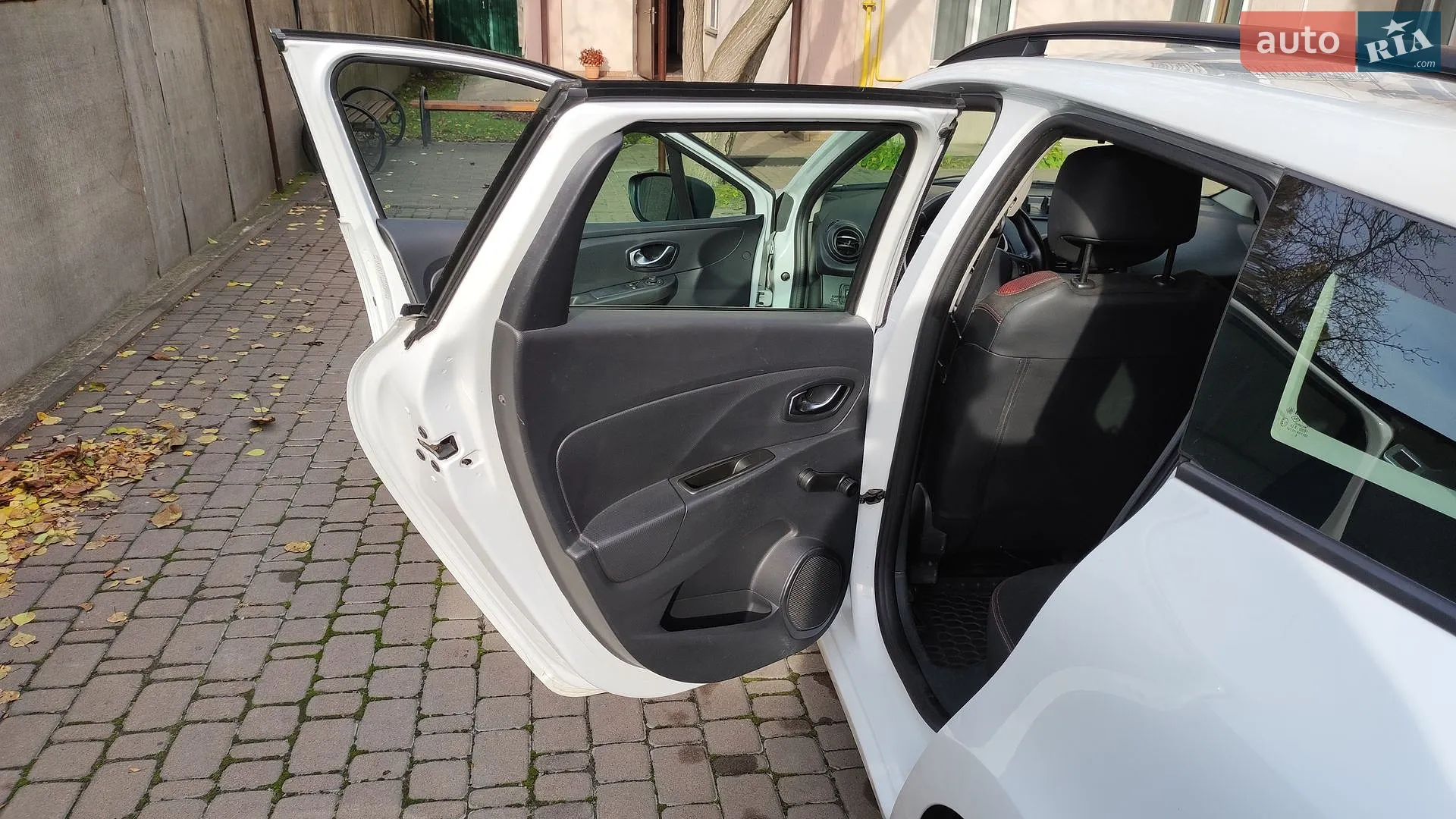 2015 Renault Clio - мініатюра 40