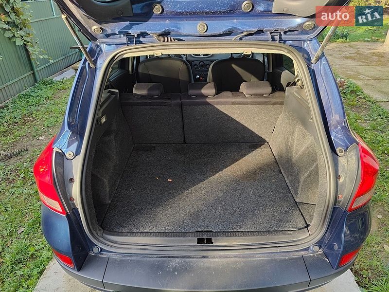 Универсал Renault Clio 2008 в Бориславе