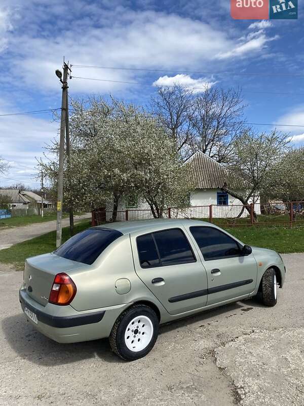 Хэтчбек Renault Clio 2003 в Умани