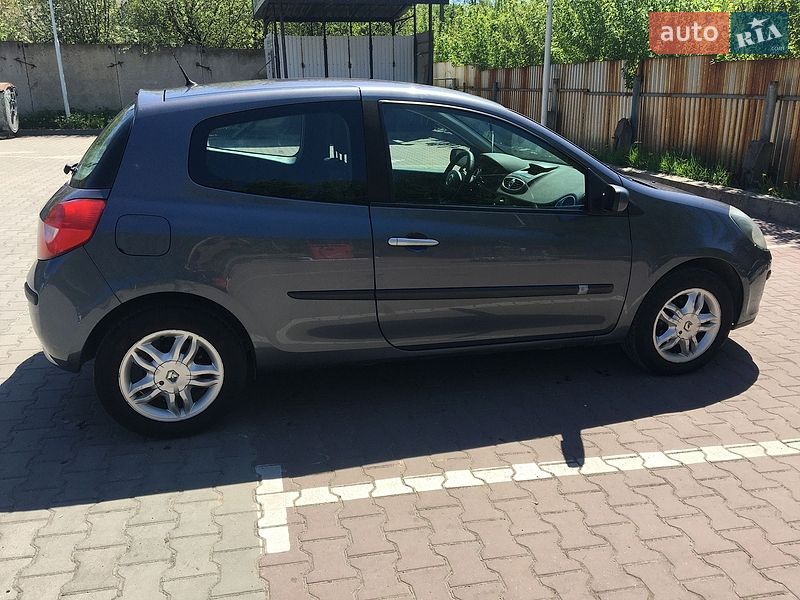 Хэтчбек Renault Clio 2008 в Виннице