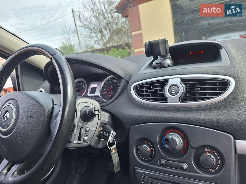 Хетчбек Renault Clio 2009 в Білій Церкві