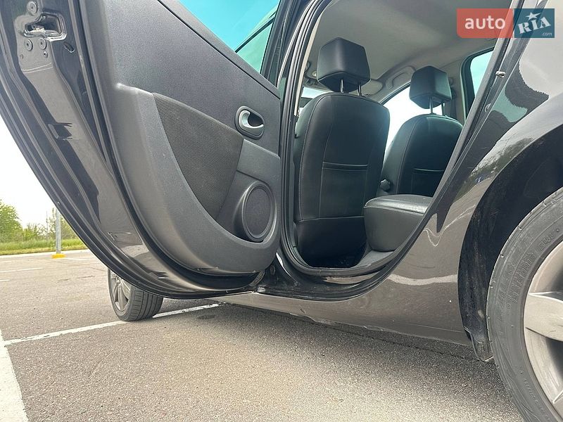 Универсал Renault Clio 2009 в Запорожье