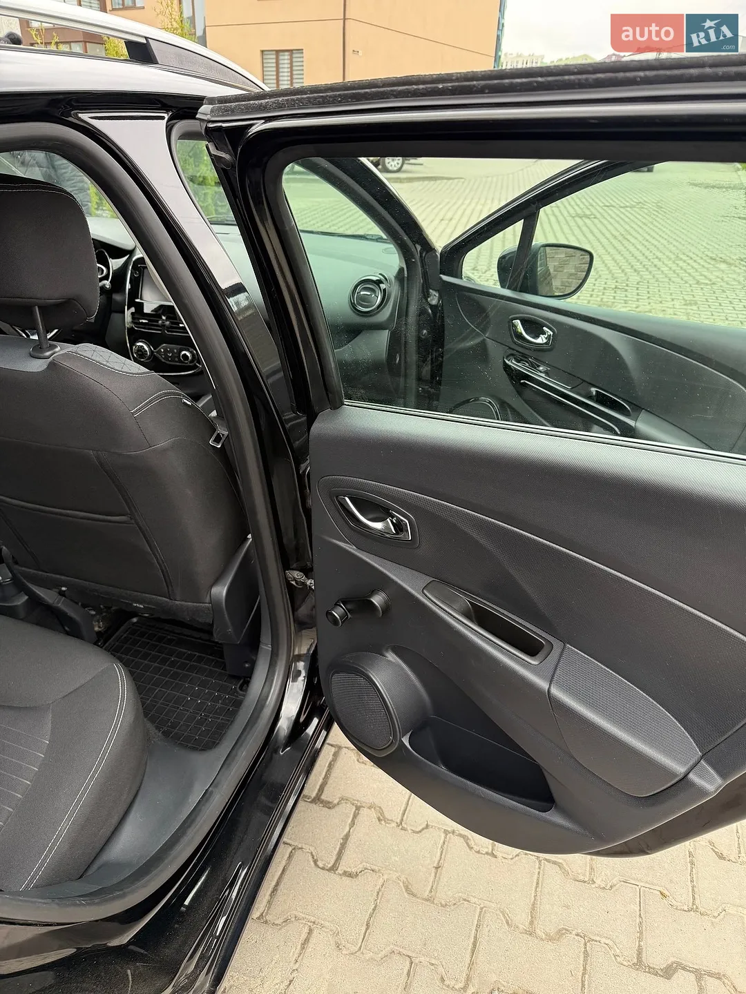 2013 Renault Clio - мініатюра 16