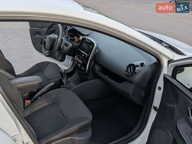 Хэтчбек Renault Clio 2013 в Днепре