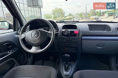 Седан Renault Clio 2007 в Днепре