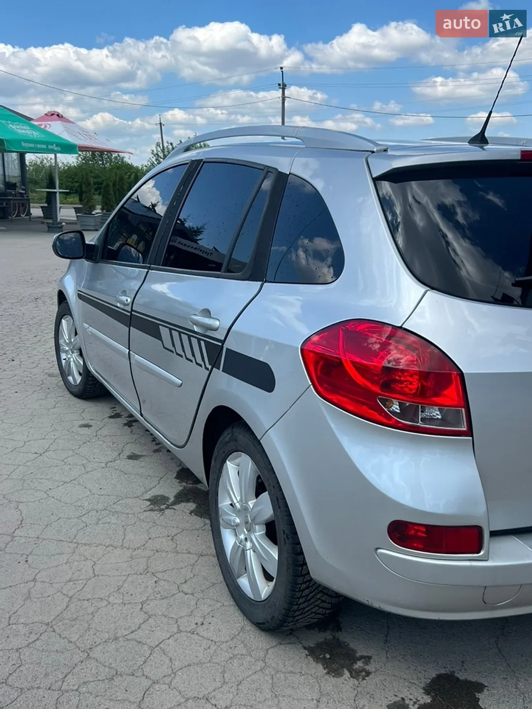 2010 Renault Clio - мініатюра 11