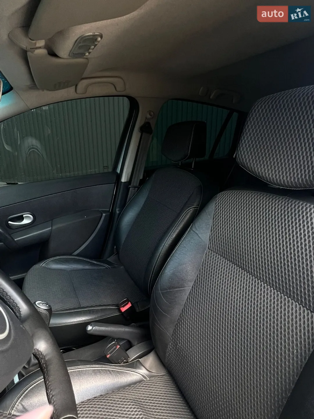 2010 Renault Clio - мініатюра 19