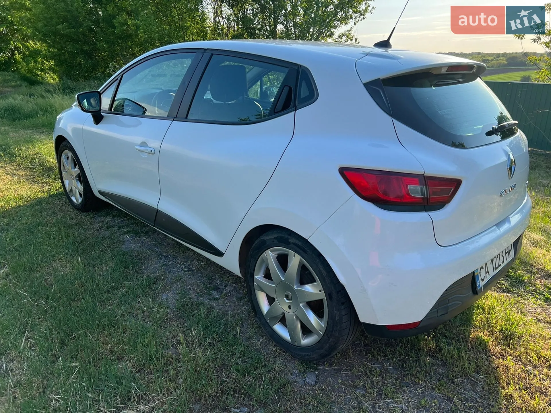 2012 Renault Clio - мініатюра 8