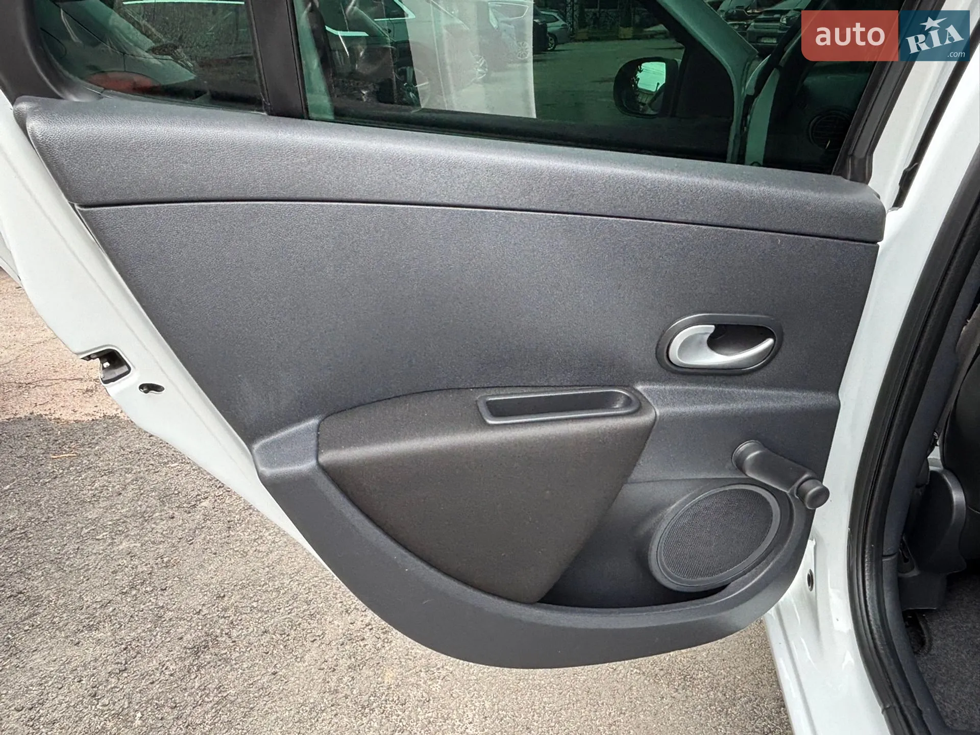 2011 Renault Clio - мініатюра 48
