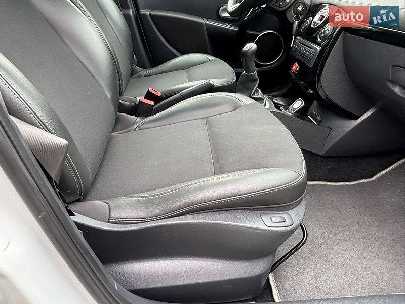 Універсал Renault Clio 2011 в Житомирі фото 66 Універсал Renault Clio 2011 в Житомирі