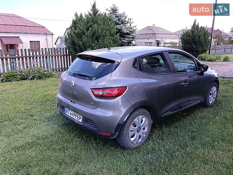 Хэтчбек Renault Clio 2015 в Бурштыне
