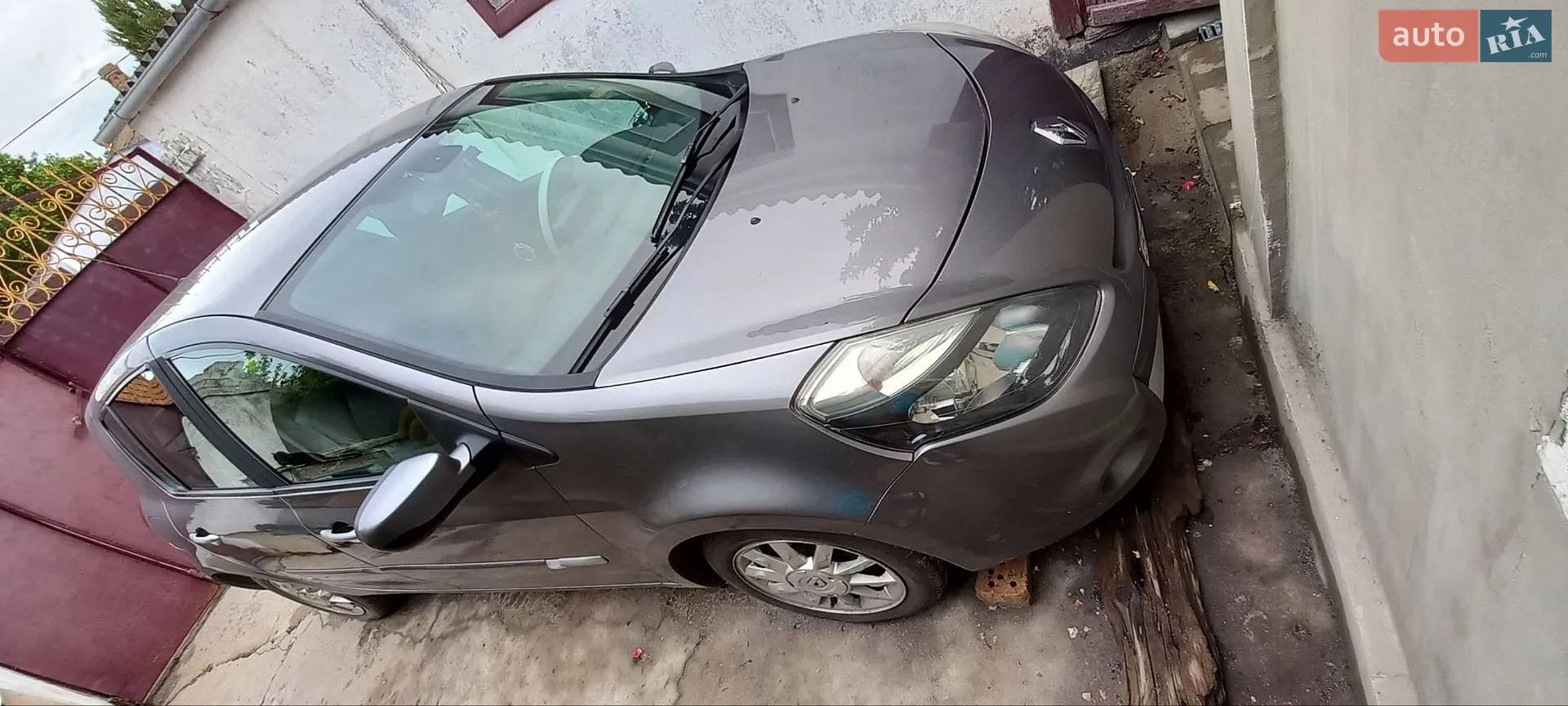 2010 Renault Clio - мініатюра 8