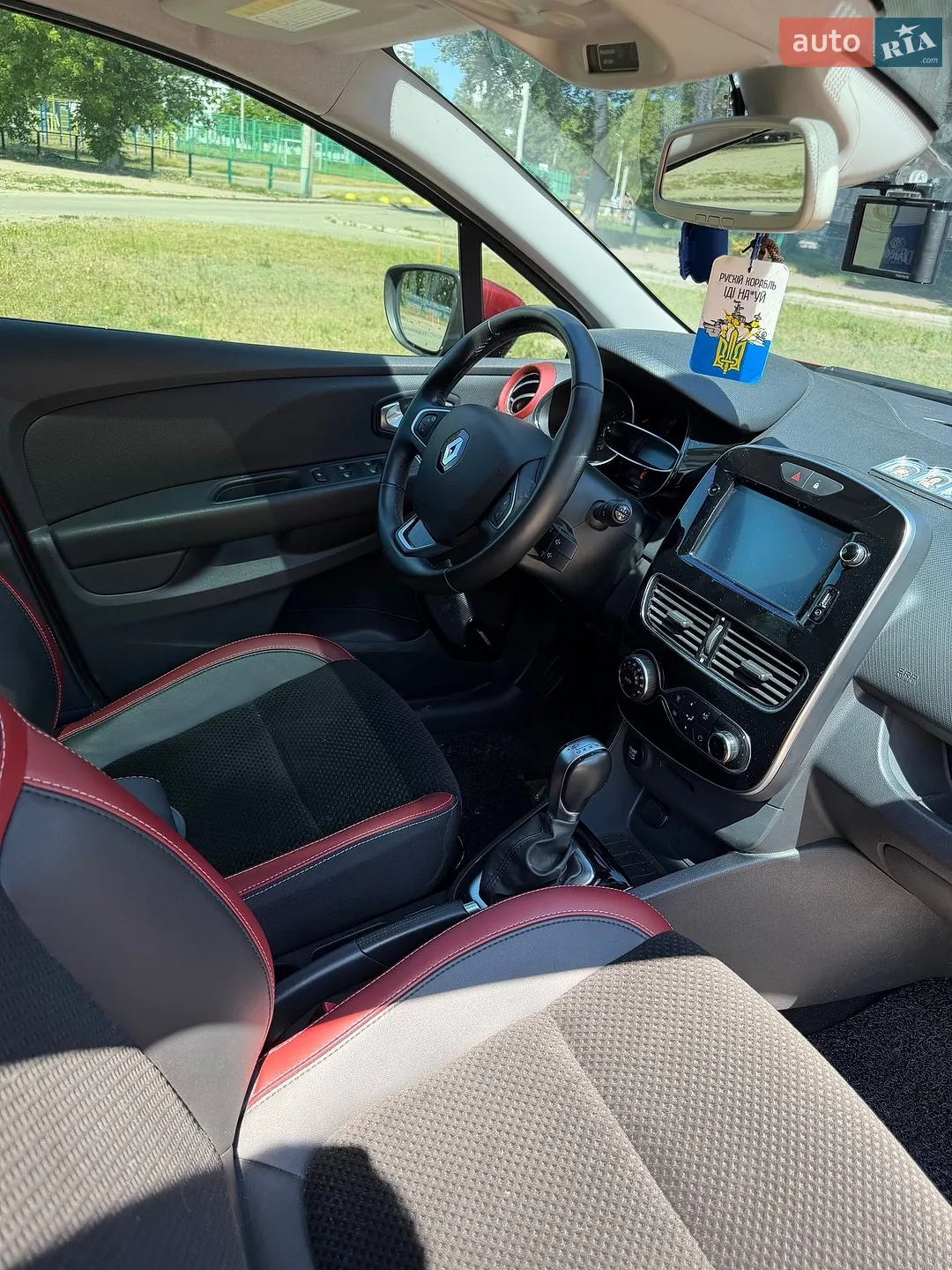 2017 Renault Clio - мініатюра 3