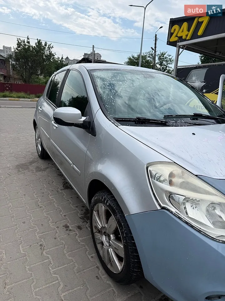 2010 Renault Clio - мініатюра 16