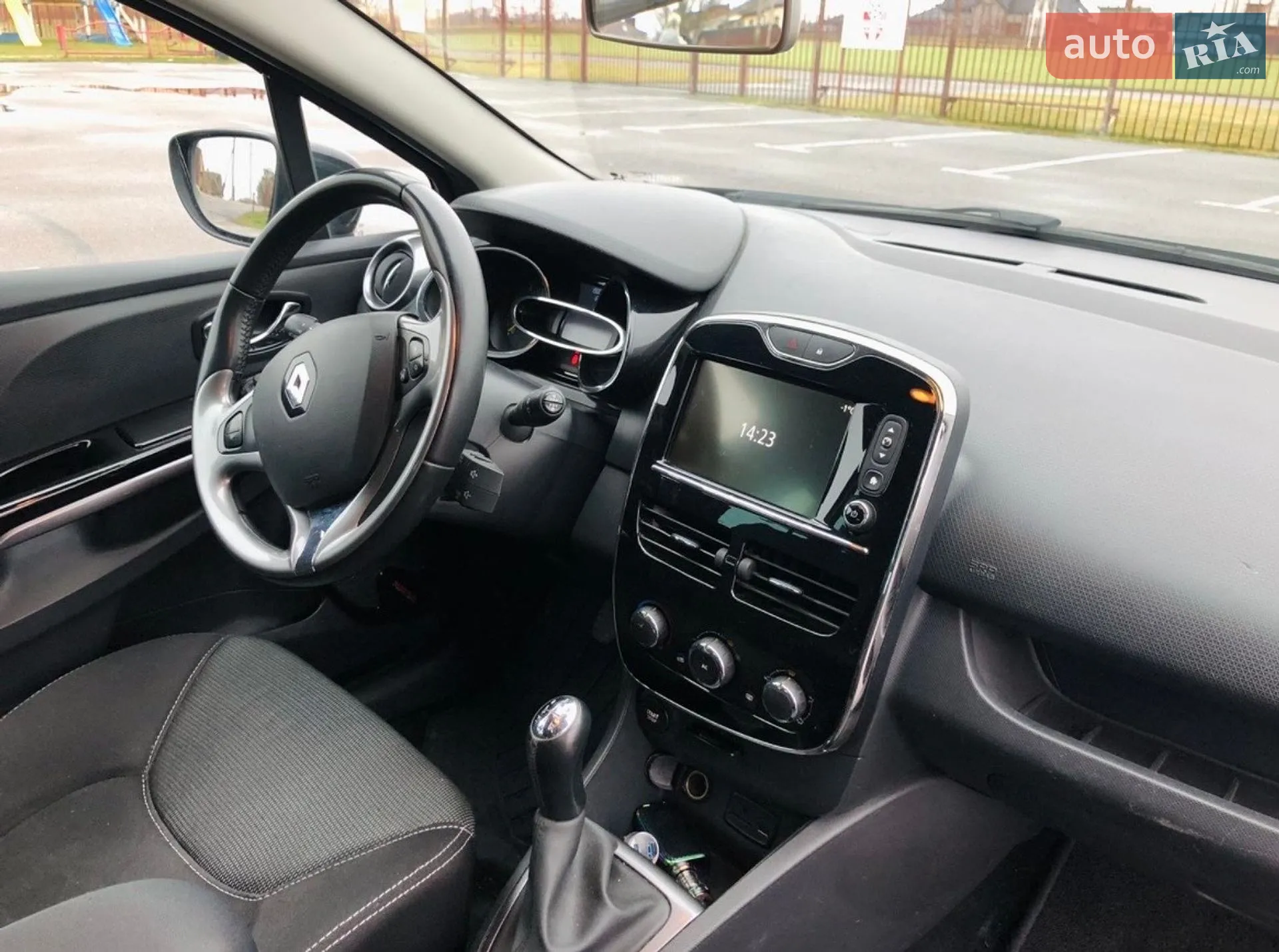2014 Renault Clio - мініатюра 2