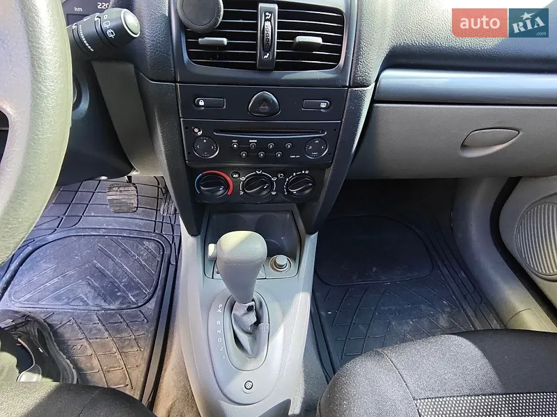 Renault Clio 2003 VIN VF1CB1L0A29023612 фото оголошення 5 з 44