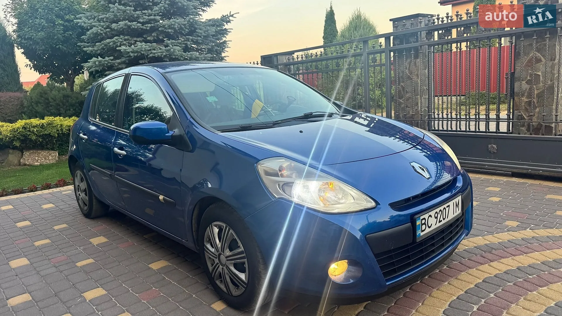 Renault Clio 2010 VIN VF1BR1F0H43929763 фото оголошення 4 з 41