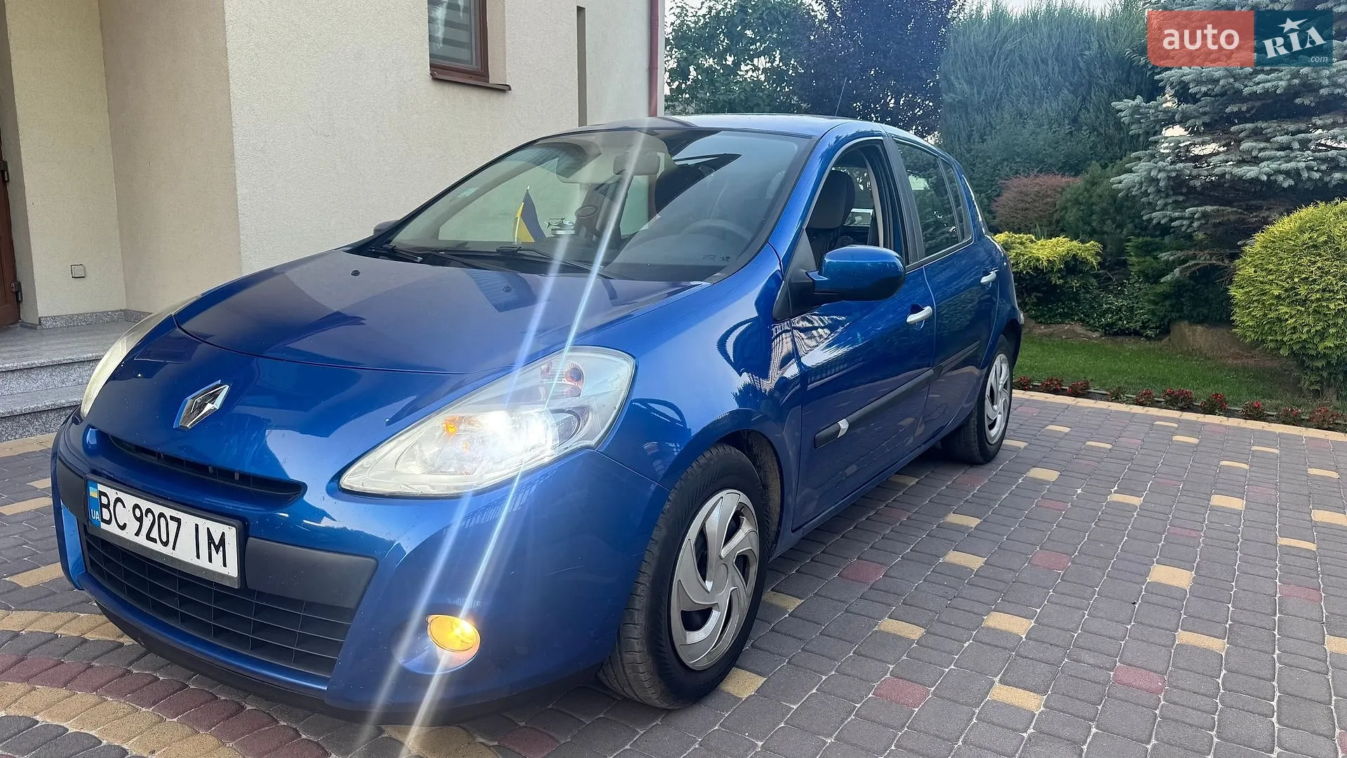 Renault Clio 2010 VIN VF1BR1F0H43929763 фото оголошення 2 з 41