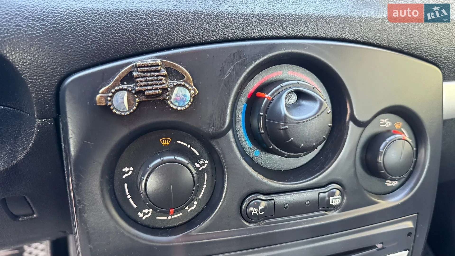 Renault Clio 2010 VIN VF1BR1F0H43929763 фото оголошення 28 з 41