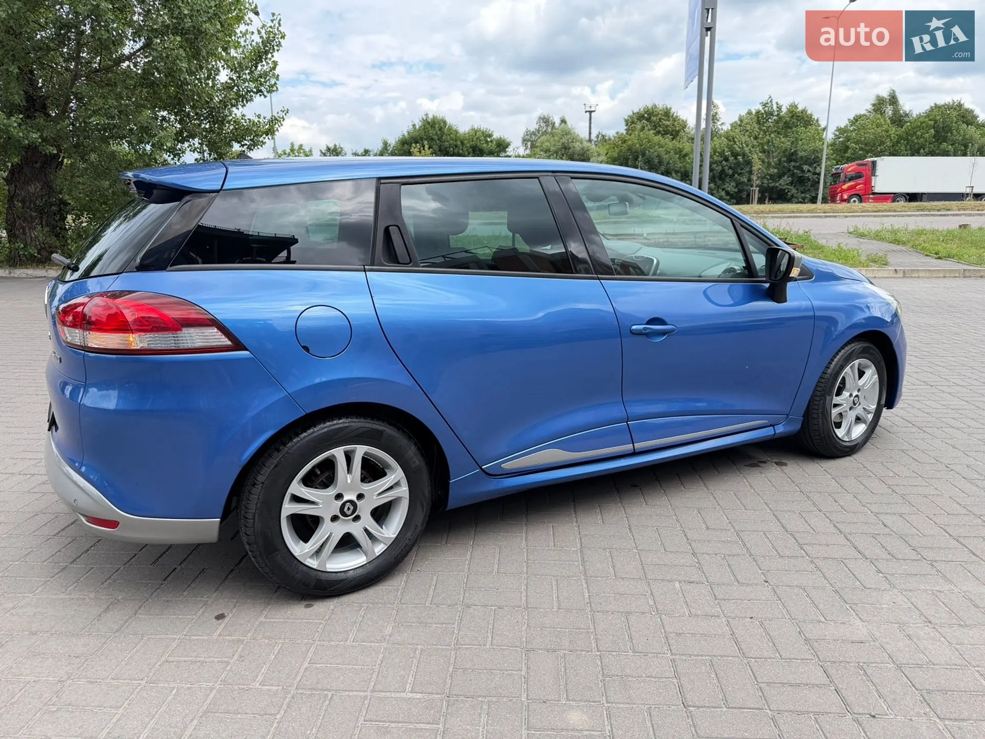 2015 Renault Clio - мініатюра 11