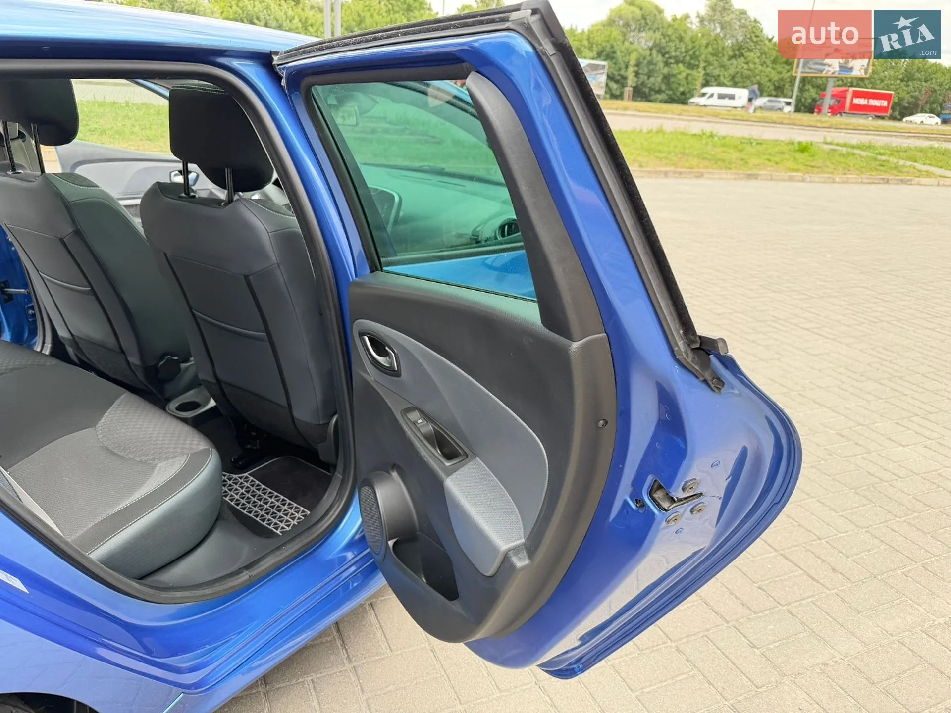 2015 Renault Clio - мініатюра 33