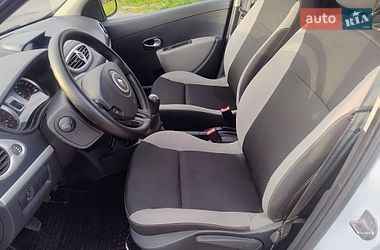 Хэтчбек Renault Clio 2012 в Дубно