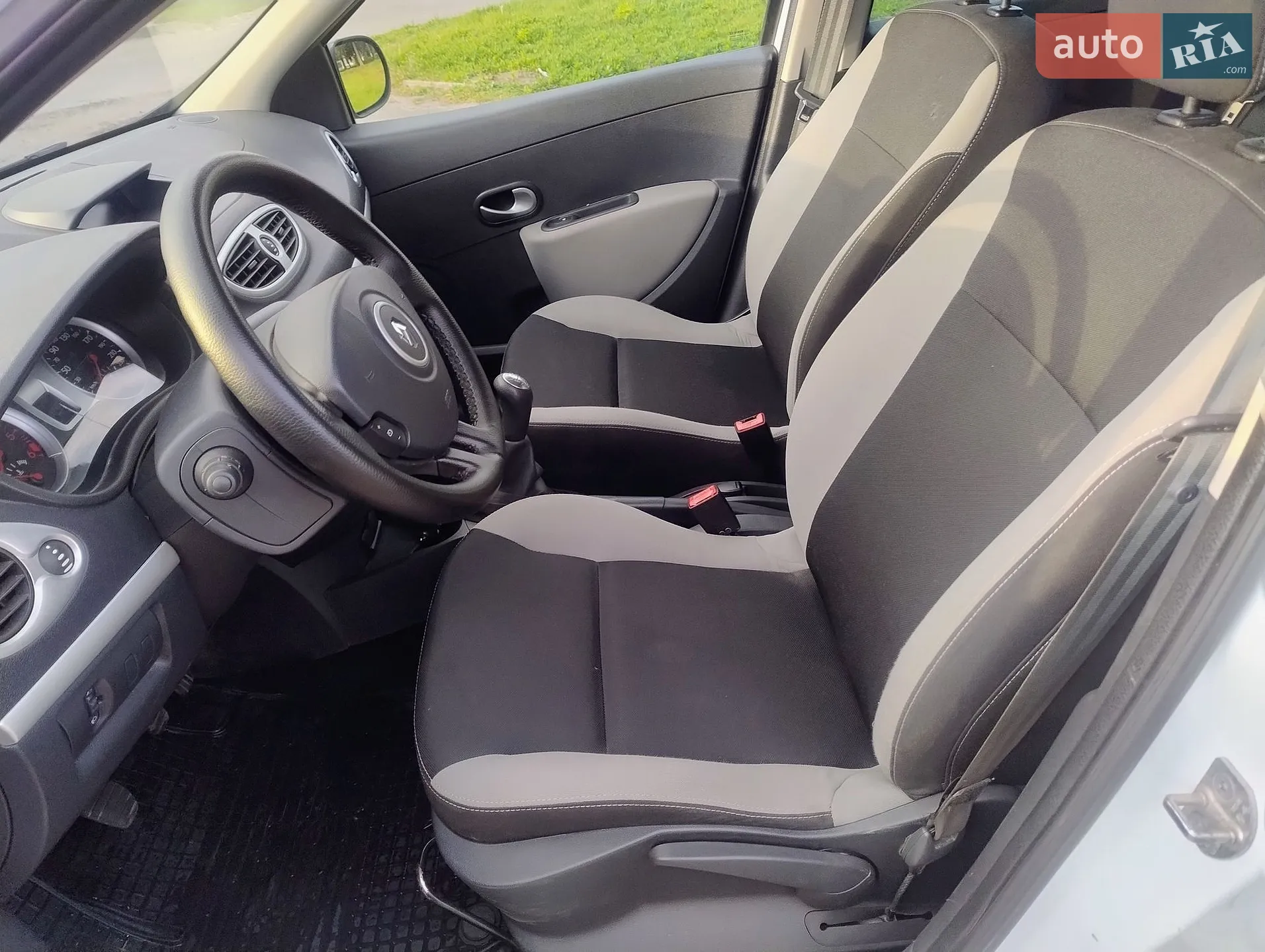 2012 Renault Clio - мініатюра 25