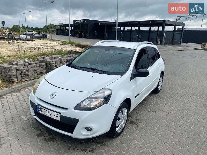 Renault Clio, фото з оголошення