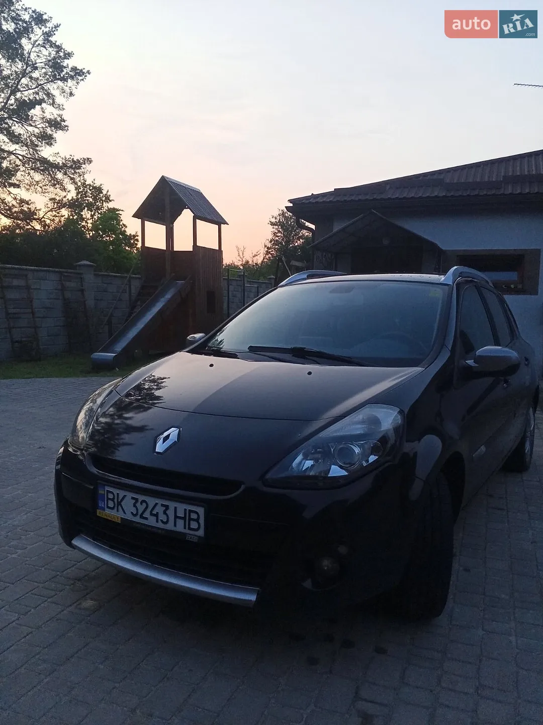 2011 Renault Clio - фото 1