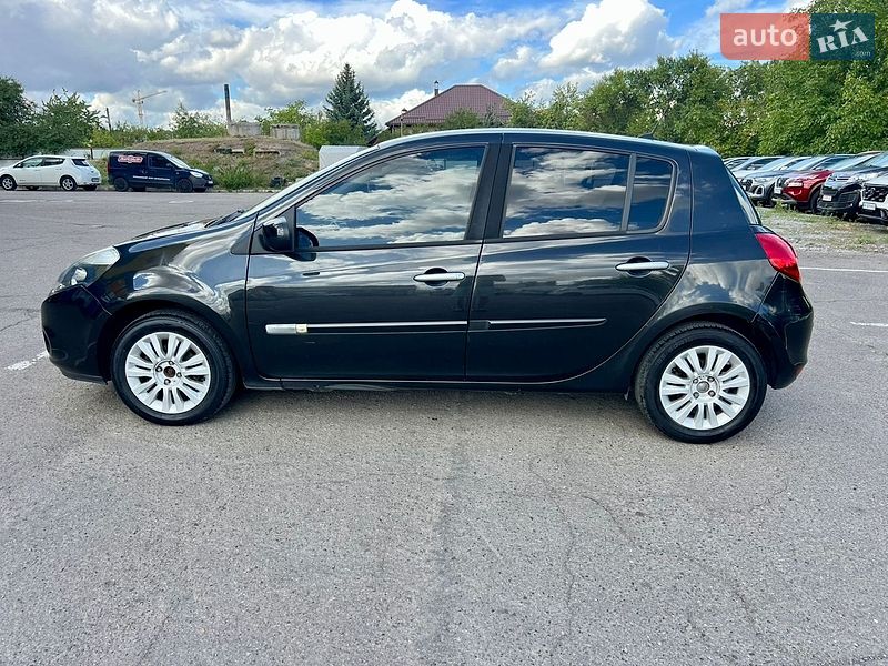 Хетчбек Renault Clio 2010 в Рівному