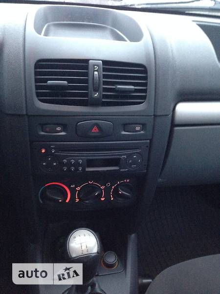 Седан Renault Clio 2006 в Киеве фото 3 Седан Renault Clio 2006 в Киеве