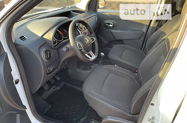 Минивэн Renault Dokker 2018 в 