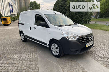 Минивэн Renault Dokker 2017 в 