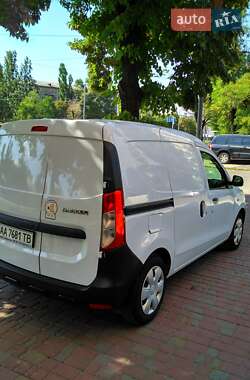 Вантажний фургон Renault Dokker 2013 в Києві