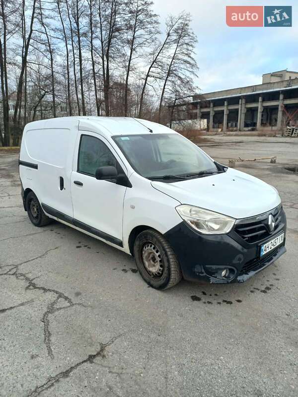 Вантажний фургон Renault Dokker 2013 в Дніпрі