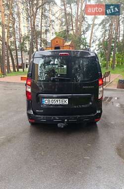 Мінівен Renault Dokker 2013 в 
