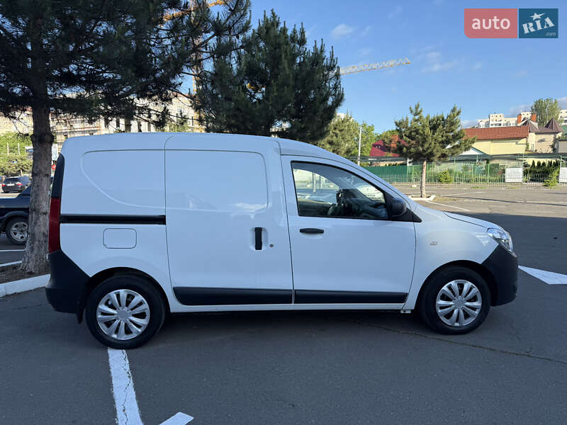 Вантажний фургон Renault Dokker 2016 в Одесі