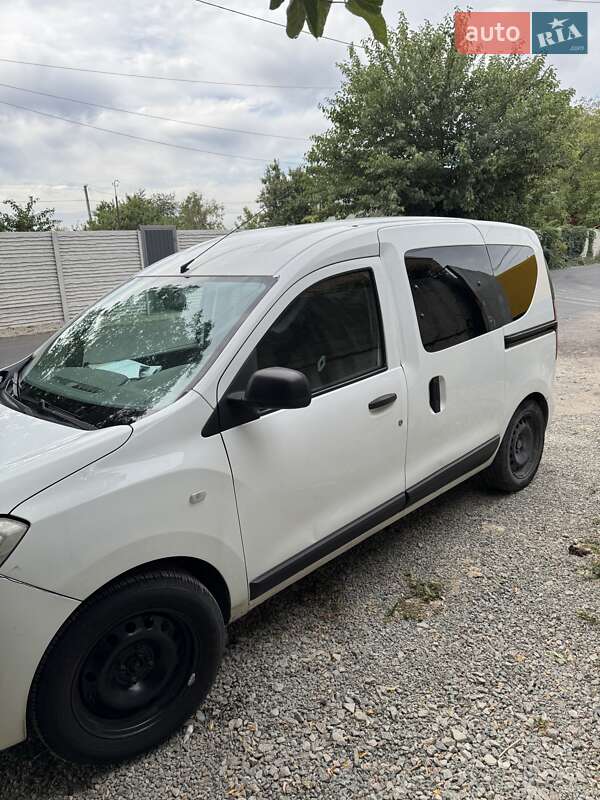 Минивэн Renault Dokker 2014 в 
