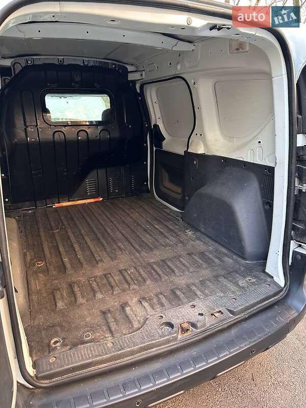 Грузовой фургон Renault Dokker 2019 в Киеве фото 20 Грузовой фургон Renault Dokker 2019 в Киеве