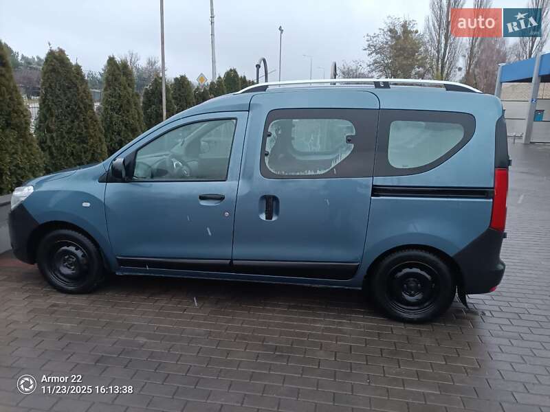 Минивэн Renault Dokker 2013 в Вараше